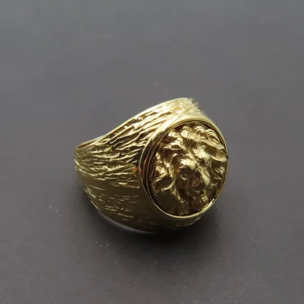 Sygnet lew - srebro złocone (Rozmiar jubilerski 14 lub 17)